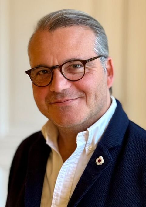 Frank Desvignes Logo